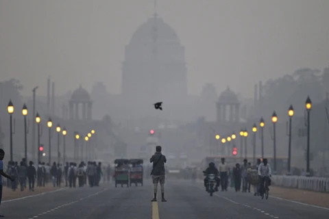 Tình trạng ô nhiễm nghiệm trọng ở thủ đô New Delhi. (Nguồn: Zeenews)