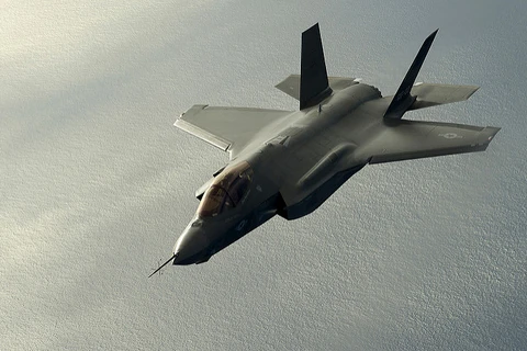 Máy bay tiêm kích tàng hình đa năng F-35. (Nguồn: Flickr)