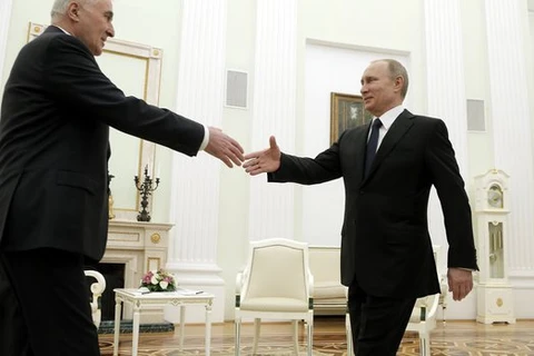 Tổng thống Nga Putin ký thỏa thuận liên minh với Nam Ossetia