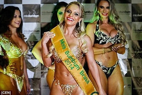 Hoa hậu vòng 3 Brazil gây phẫn nộ với ảnh "bodypainting"