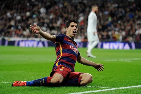 Luis Surez lập cú đúp giúp Barcelona vùi dập Real Madrid. (Nguồn: Getty Images)