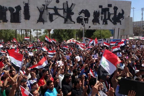 Người dân Iraq biểu tình ở Quảng trường Tahrir. (Nguồn: AP)