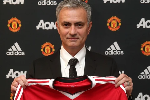 Mourinho chính thức trở thành HLV của Manchester United. (Nguồn: Manutd.com)
