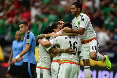 Niềm vui của các cầu thủ Mexico. (Nguồn: AP)