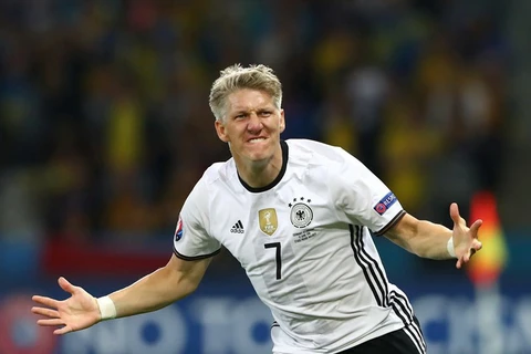 Bastian Schweinsteiger ghi bàn ấn định chiến thắng cho tuyển Đức. (Nguồn: Getty Images)