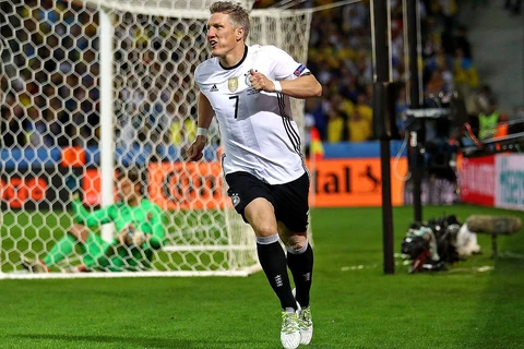 Schweinsteiger đã ghi bàn ấn định tỷ số cho Đức. (Nguồn: Dfb.de)