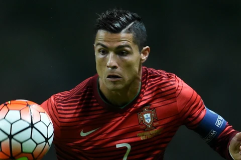 Ronaldo bị chế nhạo trước trận ra quân ở EURO 2016. (Nguồn: Getty Images)