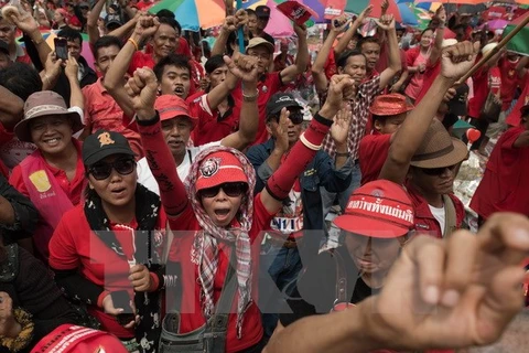 Phe Áo đỏ ở Thái Lan. (Nguồn: AFP/TTXVN)