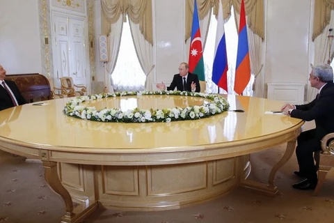 Cuộc gặp ba bên diễn ra ở Saint-Peterburg. (Nguồn: AP)