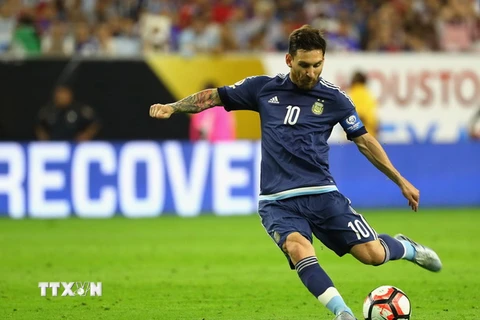 Lionel Messi trong trận Argentina-Mỹ. (Nguồn: AFP/TTXVN)