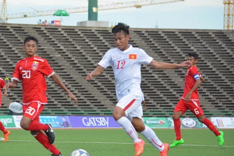 U16 Việt Nam (áo trắng) giành chiến thắng tưng bừng. (Nguồn: AFF)