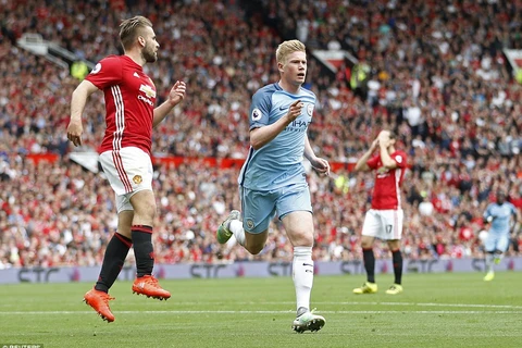 Kevin de Bruyne giúp Man City đánh bại Manchester United. (Nguồn: Reuters)