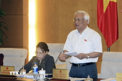 Phó Chủ tịch Quốc hội Uông Chu Lưu phát biểu ý kiến. (Ảnh: Phạm Kiên/TTXVN)