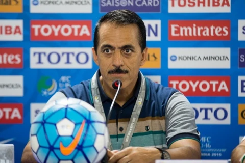 Huấn luyện viên Abbas Chamanian của U16 Iran. (Nguồn: AFC)