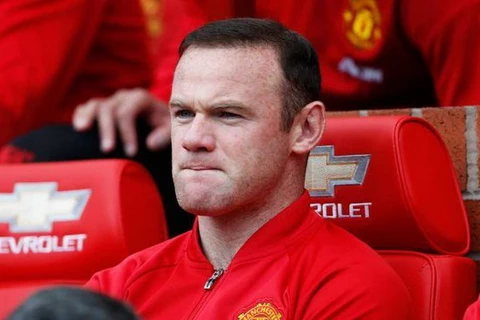 Rooney phải ngồi dự bị ở trận M.U thắng Leicester 4-1. (Nguồn: Getty Images)