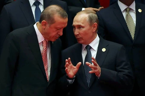 Tổng thống Nga Vladimir Putin với người đồng cấp Thổ Nhĩ Kỳ Tayyip Erdogan. (Nguồn: Reuters)