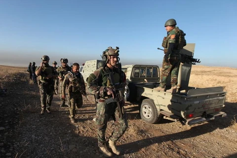Lực lượng binh sỹ tấn công để giành lại Mosul. (Nguồn: Reuters)