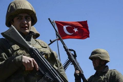 Nhiều quân nhân Thổ Nhĩ Kỳ bị sa thải. (Nguồn: Samaa TV)