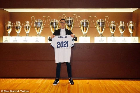 Ronaldo ở lại Real đến 2021. (Nguồn: Real Madrid)