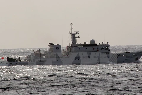 Tàu Trung Quốc tại vùng biển gần đảo tranh chấp Điếu Ngư/Senkaku. (Nguồn: AFP/TTXVN)