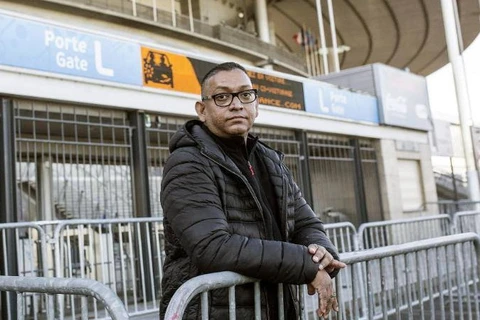 Salim Toorabally, người đã ngăn cản tên khủng bố định thực hiện đánh bom tự sát tại Stade de France. (Ảnh Laurent Hazgui/Divergence)