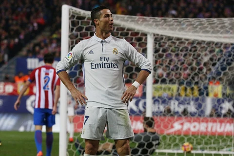 Ronaldo giúp Real Madrid giành chiến thắng trước Atletico. (Nguồn: Reuters)
