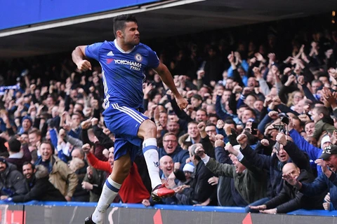 Costa lại sắm vai người hùng của Chelsea. (Nguồn: Daily Mail)