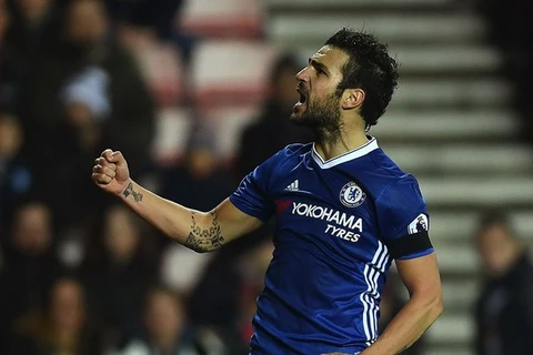 Fabregas giúp Chelsea xây chắc ngôi đầu. (Nguồn: Getty Images)