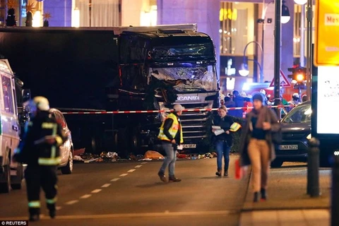 Chiếc xe tải tại đâm vào đám đông gây nhiều thương vong. (Nguồn: Reuters)