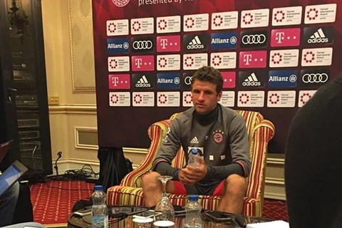Müller tiếp xúc với phóng viên ở Doha. (Ảnh: Daniel Rathjen)