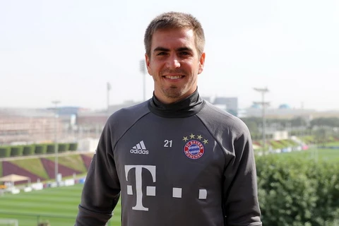 Lahm thoải mái khi cùng Bayern tập trung tại Doha, Qatar. (Nguồn: Fcb.de)