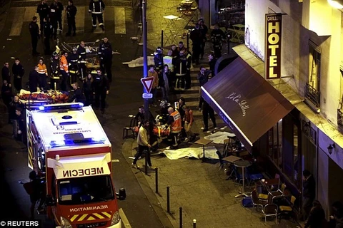 Hiện trường vụ tấn công kinh hoàng ở Paris. (Nguồn: Reuters)