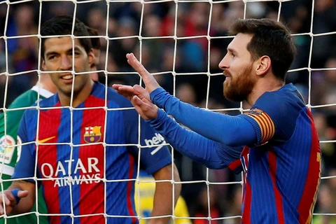 Messi và Suarez giúp Barcelona thắng đậm. (Nguồn: Reuters)