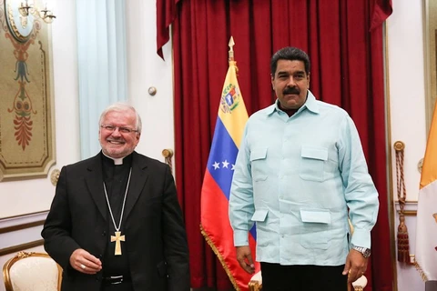 Tổng thống Venezuela Maduro đã gặp phái viên Tòa thánh Vatican Giordano. (Nguồn: gob.ve)