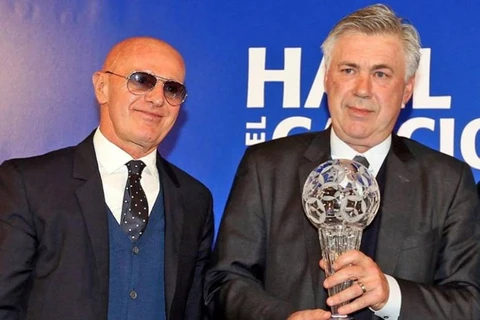 Arrigo Sacchi (trái) và Carlo Ancelotti ở Florenz vào năm 2015. (Nguồn: Getty Images)