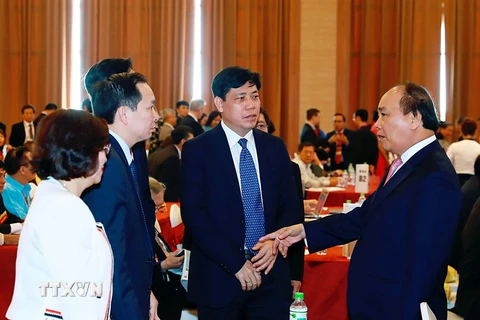 Thủ tướng Nguyễn Xuân Phúc và các đại biểu tại hội nghị. (Ảnh: Thống Nhất/TTXVN)