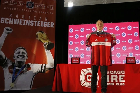 Bastian Schweinsteiger ra mắt đội bóng mới Chicago Fire.
