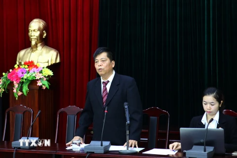 Ông Nguyễn Ngọc Vân trả lời các cơ quan báo chí tại cuộc họp báo. (Ảnh: Hữu Quyết/TTXVN)