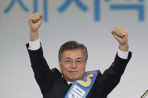 Ứng cử viên hàng đầu trong cuộc đua vào vị trí Tổng thống Hàn Quốc, ông Moon Jae-in. (Nguồn: AP)