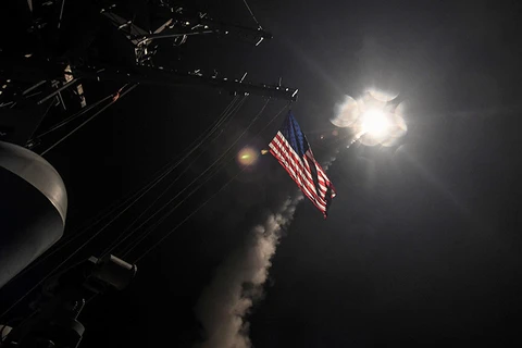 Hình ảnh Mỹ tấn công Syria, và cũng không loại trừ khả năng tấn công Triều Tiên. (Nguồn: Reuters)