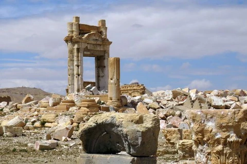 Cảnh tan hoang tại thành phố Palmyra của Syria. (Nguồn: Mirror)