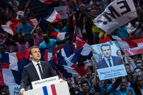 Ứng cử viên Emmanuel Macron vận động tranh cử. (Nguồn: Getty Images)