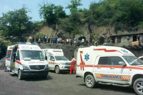 Xe cứu thương có mặt tại hiện trường vụ nổ. (Nguồn: sudinfo.be)