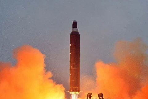 Hình ảnh một vụ phóng tên lửa của Triều Tiên. (Nguồn: AP)