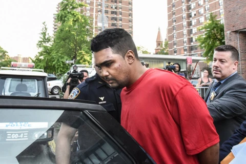 Richard Rojas (áo đỏ) bị cáp buộc tội giết người. (Nguồn: Reuters)