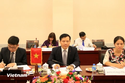 Đoàn đại biểu Văn phòng Trung ương Đảng Cộng sản Việt Nam. (Ảnh: Phạm Kiên/Vietnam+)