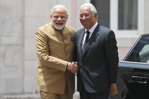 Thủ tướng Ấn Độ Narendra Modi và người đồng cấp Bồ Đào Nha Antonio Costa. (Nguồn: AP)