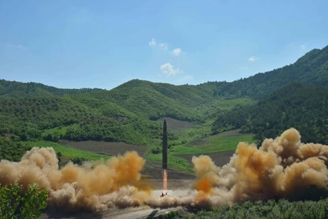 Hình ảnh một vụ phóng tên lửa của Triều Tiên. (Nguồn: EPA)