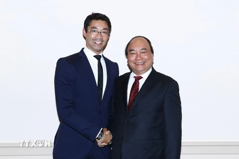 Thủ tướng Nguyễn Xuân Phúc tiếp ông Philipp Roesler, Giám đốc điều hành WEF. (Ảnh: Thống Nhất/TTXVN)