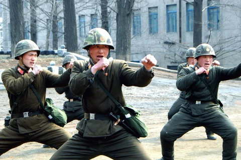 Một buổi diễn tập của các binh sỹ Triều Tiên. (Ảnh: japantimes.com)
